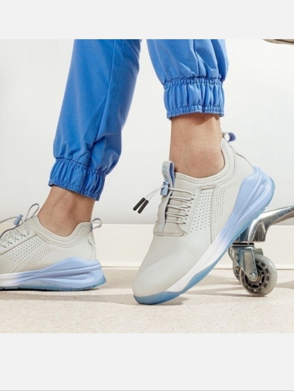 Clove Classic Shoes GREY MATTER Healthcare Nursing Sneakers Gray Blue Womens 7